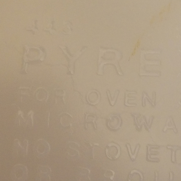 Set of 2 Pyrex Nesting Mixing  Bowls Woodland Cinderella 443 441 Tan - Picture 9 of 16